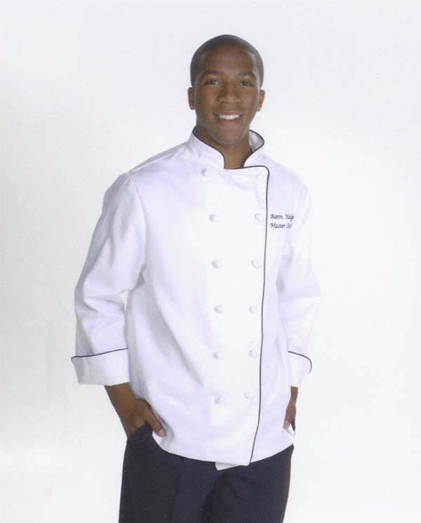 Aaron-Photos-Chef_Outfit_Pose_600x745_05